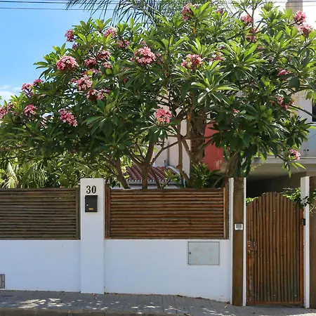 Casa Con Terraza Cerca De La Playa Dom wakacyjny Torremolinos