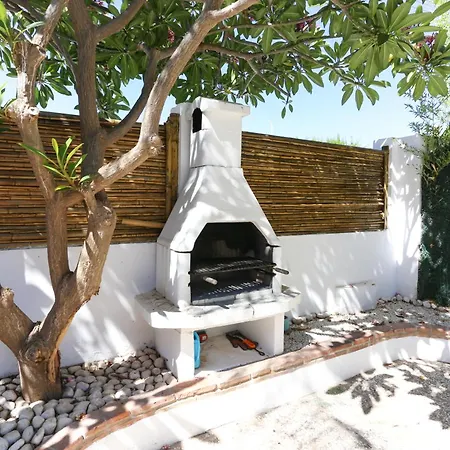 Casa Con Terraza Cerca De La Playa *